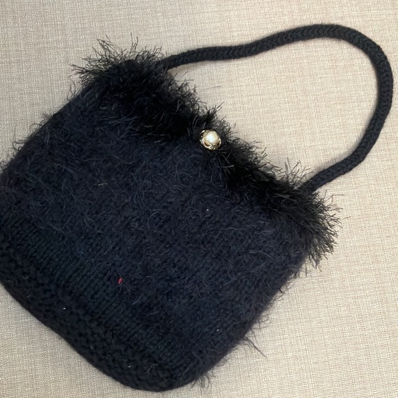 Set of 2: purse, black with pearl closure Handknit/felted. Also 62” knit scarf. - Picture 2 of 7